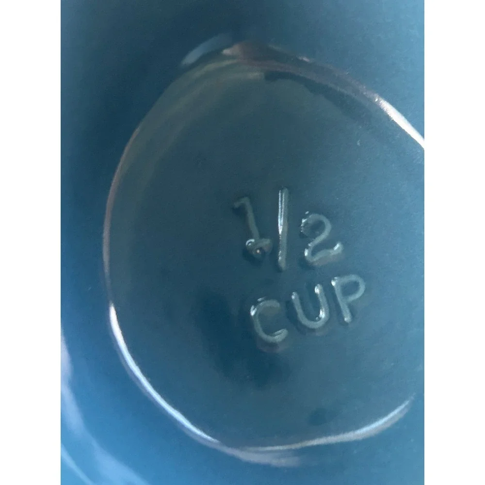 Cracker Barrel Blue Whale Ceramic Nesting Measuring Cups 4 Piece Set Coastal